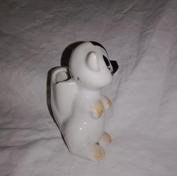 Vintage Skunk Toothpick Holder Made In Japan MCM Mid Century Modern. 3" tall - Picture 4 of 9
